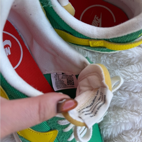 Nike Wmns Waffle Debut Vintage ‘Stadium Green Opti Yellow’ Sz 8 Sneakers - Picture 7 of 9